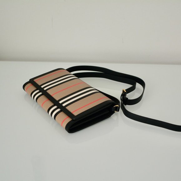 NWT BURBERRY ICON STRIP HANNAH LEATHER TRIM CROSSBODY WALLET BAG - Picture 12 of 12